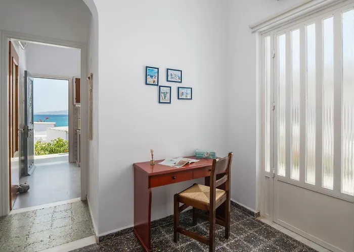 Tsitis House * Pollonia